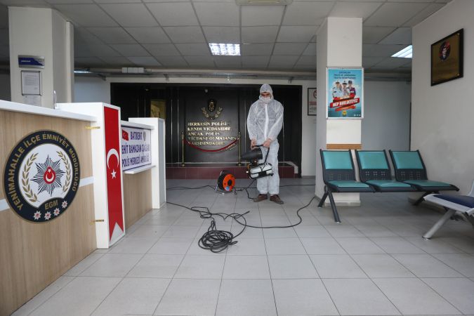 Yenimahalle Belediyesi, dezenfekte işlemlerine hız verdi - Ankara 8