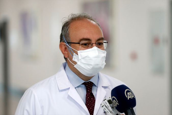 Kovid-19'u ağır atlatan Prof. Dr. Yaşar'dan "Herkesin başına gelebilir" uyarısı 2