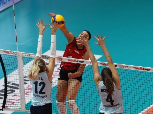 İlbank - Sarıyer Belediyespor: 3 - 1 1