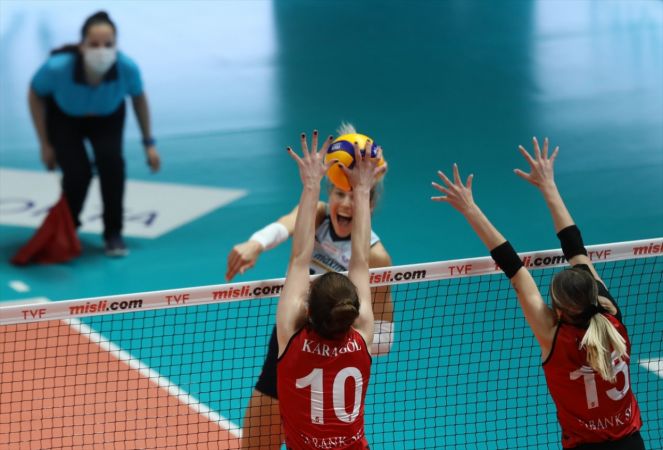 İlbank - Sarıyer Belediyespor: 3 - 1 4