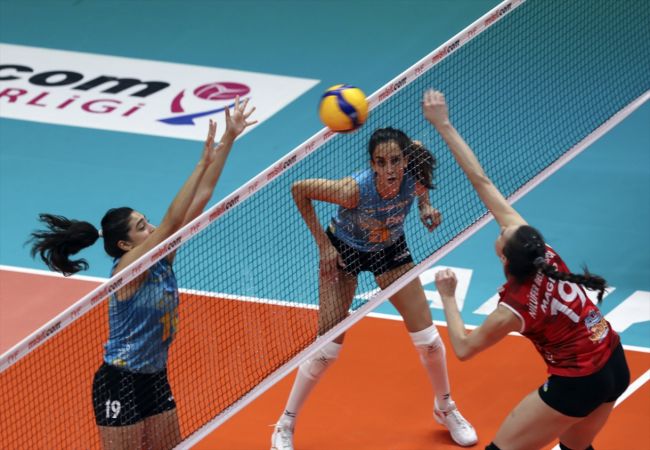 PTT - Nilüfer Belediyespor: 2 - 3 3