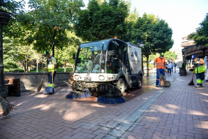 Altındağ Belediyesi ekipleri, tarihi Hamamönü bölgesini pırıl pırıl yaptı - Ankara 10