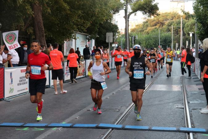 Uluslararası İzmir Maratonu başladı - Foto Galeri 7