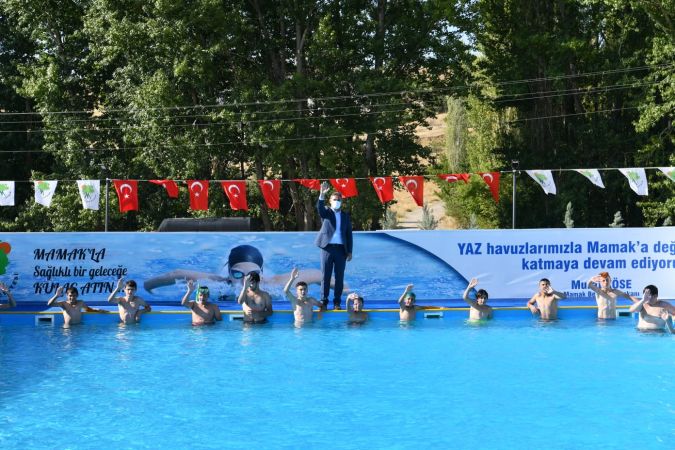 Mamak'a havuz kuruldu, çocuklar bayram etti - Ankara 1