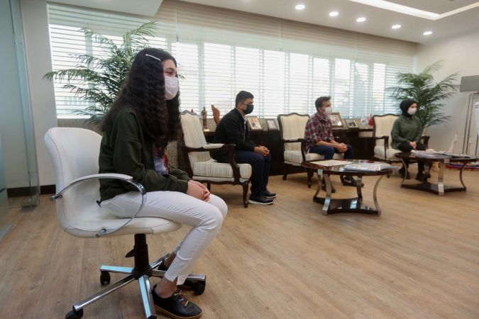 Başkan Yaşar, sınava hazırlanan öğrencilere jest yaptı - Ankara 4