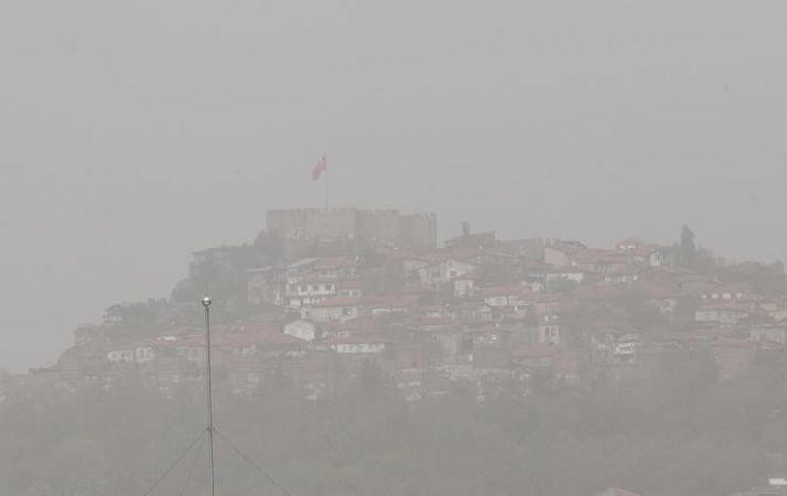Ankara'da Çöl Tozları Etkili olmuştu! Uzmanlar uyarıyor Çöl tozu, çamurlu yağmura yol açabilir 2