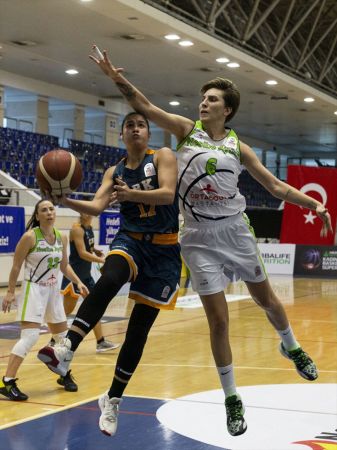 Nesibe Aydın - ÇBK Mersin Yenişehir Belediyesi: 69 - 58 10