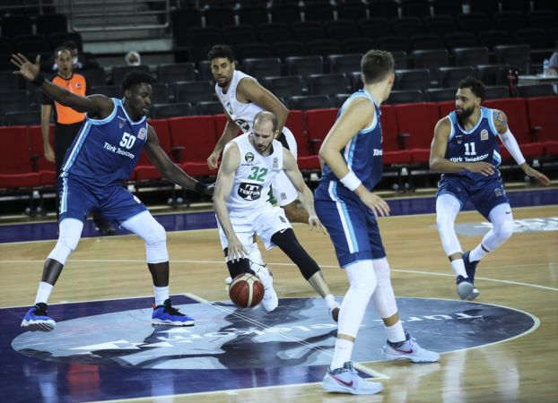 Türk Telekom - Darüşşafaka Tekfen: 79 - 69 6