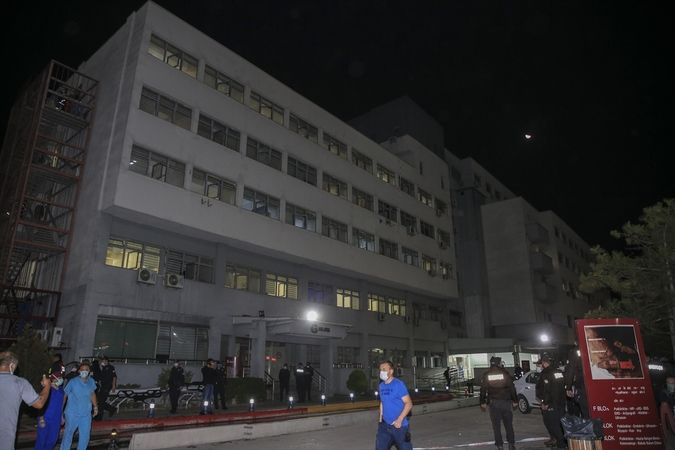 Ankara Dışkapı Hastanesi'nde korkutan yangın! Hastalar Tahliye Edildi... 9