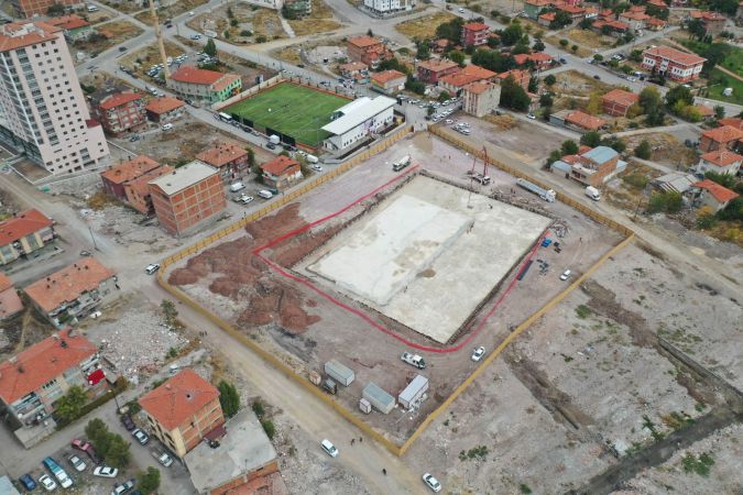Ankara Altındağ’da inşa edilecek 9 spor tesisinin temelleri coşku dolu bir törenle atıldı 12