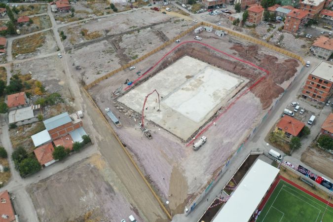 Ankara Altındağ’da inşa edilecek 9 spor tesisinin temelleri coşku dolu bir törenle atıldı 14