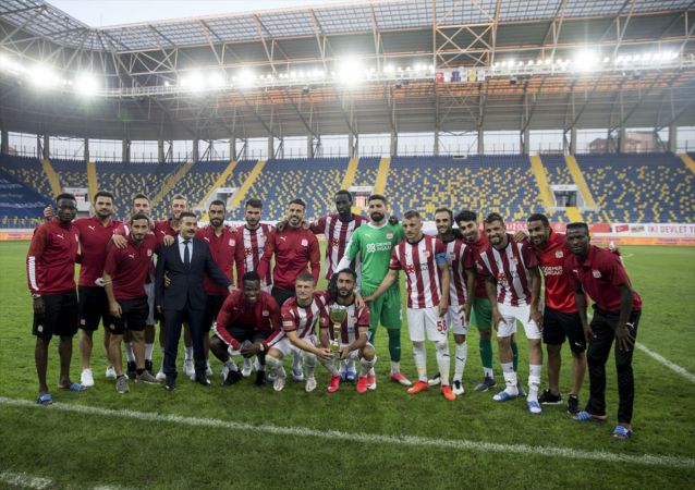 MKE Ankaragücü - Demir Grup Sivasspor: 0 -2 12