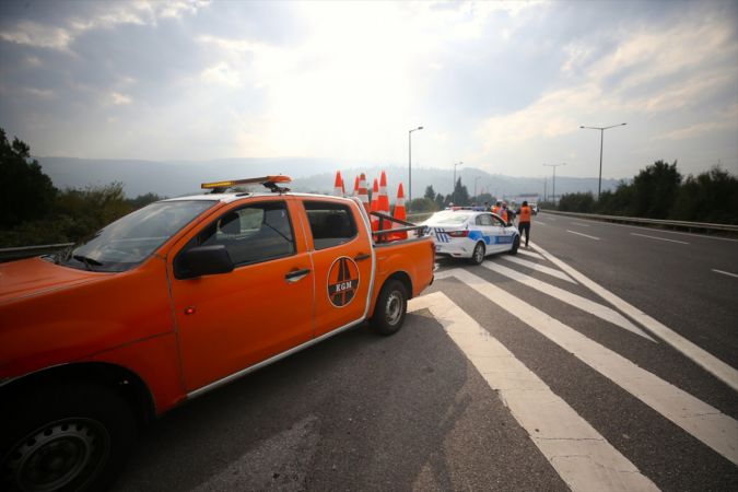Anadolu Otoyolu Bolu Dağı Tüneli Ankara yönü trafiğe kapatıldı 3