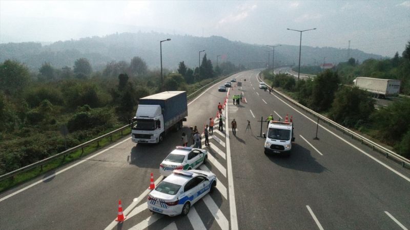 Anadolu Otoyolu Bolu Dağı Tüneli Ankara yönü trafiğe kapatıldı 9