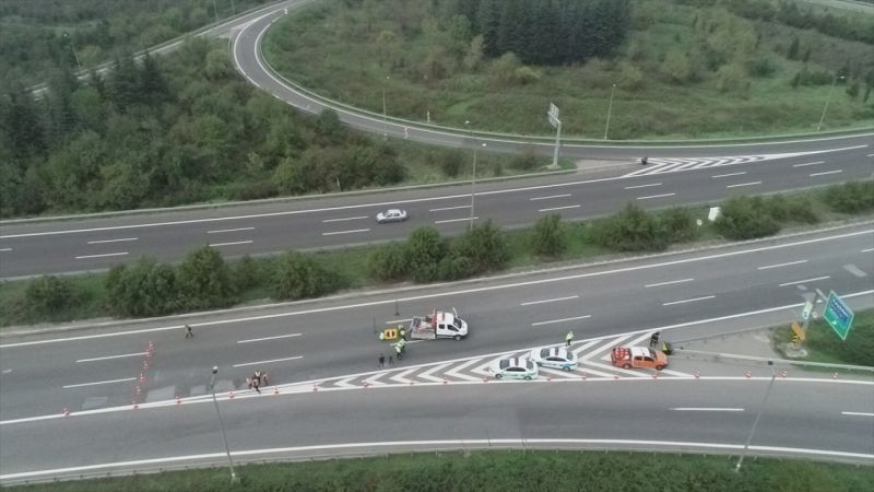 Anadolu Otoyolu Bolu Dağı Tüneli Ankara yönü trafiğe kapatıldı 15