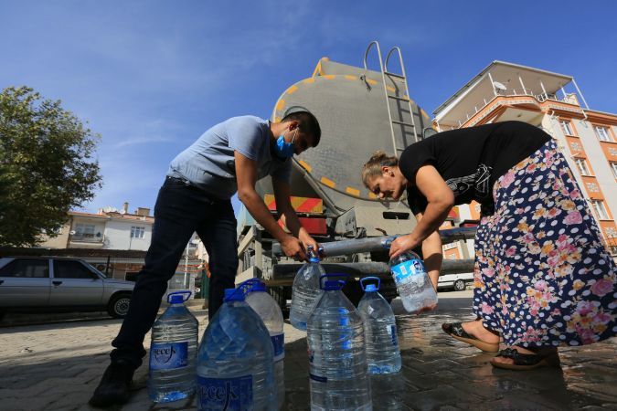 Ankara Polatlı Yüzükbaşı mevkii içme suyu hattında yapım çalışmalarında sona yaklaşıldı 1