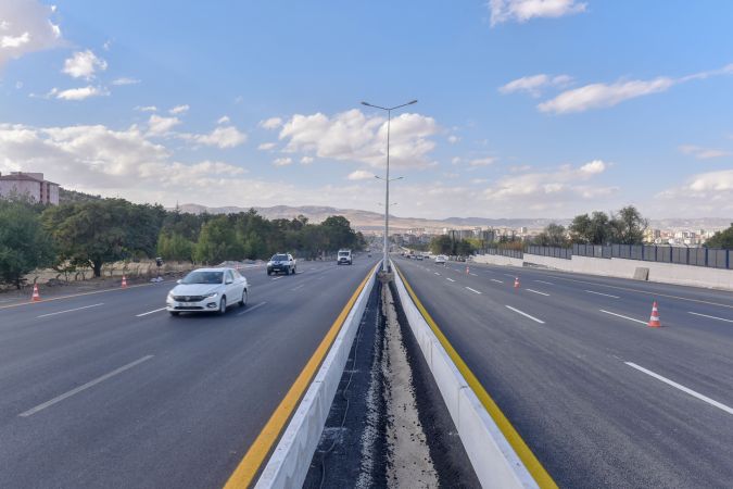 Ankara'ya bu yollar çok yakıştı: Sincan OSB-Yenikent Sanayi Sitesi arası trafiğe açıldı 18