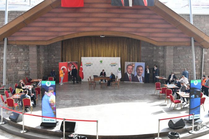 Ankara Mamak’ta kapılar tam açık... Başkan Köse vatandaşları dinlemeye devam ediyor 21
