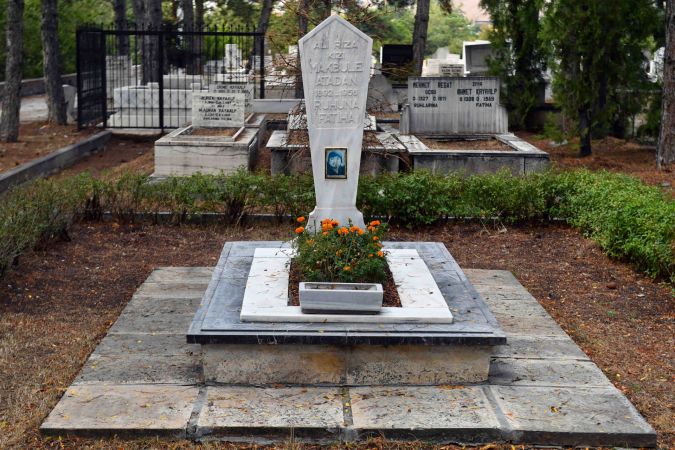 Ankara Büyükşehir Belediyesi'nden devlet büyüklerinin mezarlarına vefa 4