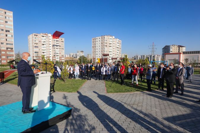 Ankara Yenimahalle Belediyesi’nden sağlık çalışanlarına jest 4