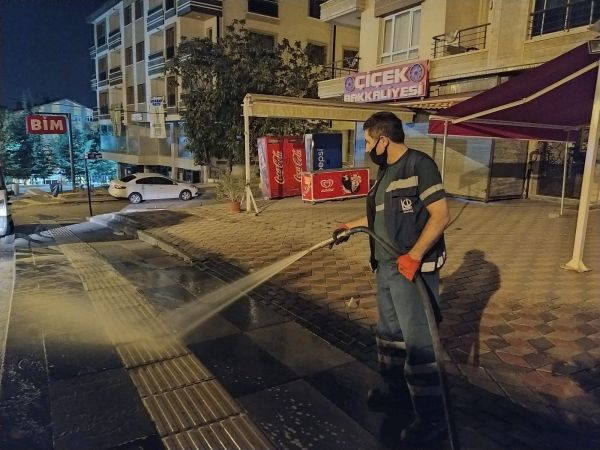 Ankara Keçiören’in tüm sokakları haftada bir kez yıkanıyor 2