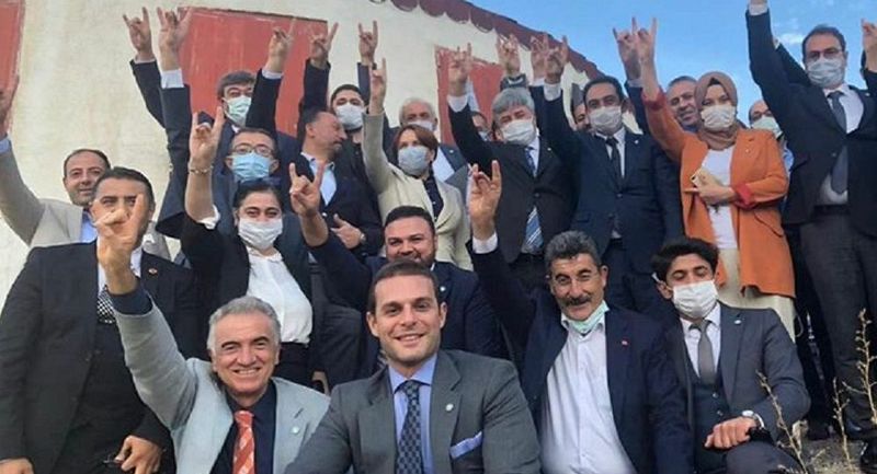 MHP'den İYİ Parti'ye Bozkurt İşareti Tepkisi! ''Rezalet'' 1
