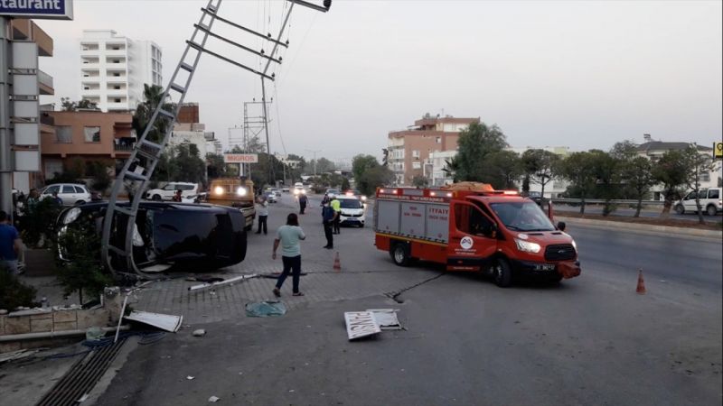 Mersin'de korkunç kaza: 1 ağır yaralı 1