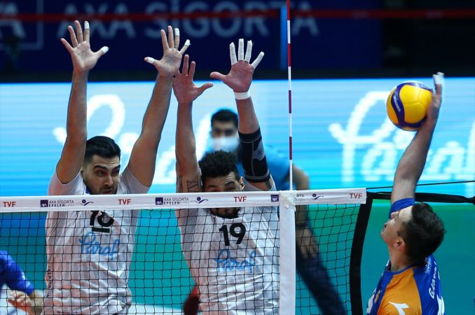 Halkbank - İnegöl Belediyespor: 3 - 1 7