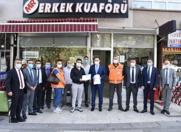 Ankara Berberler Odası tüm üyelerinin risk analizlerini yaptırıyor 11