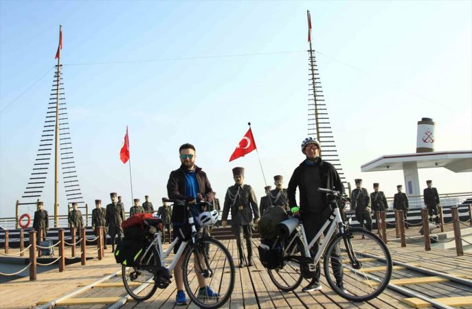 Atatürk'e saygı için Samsun'dan Ankara'ya 500 kilometre pedal çevirecekler 5