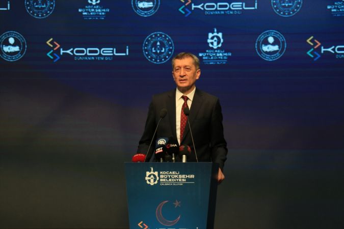 Milli Eğitim Bakanı Selçuk, Kocaeli'de kodlama atölyesi açılışına katıldı 1