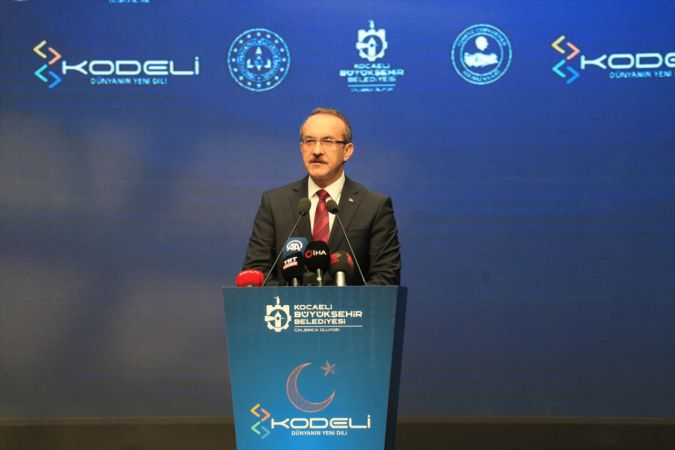 Milli Eğitim Bakanı Selçuk, Kocaeli'de kodlama atölyesi açılışına katıldı 3