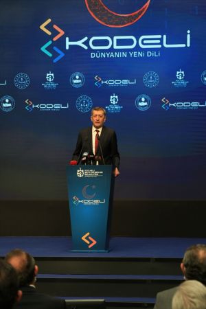 Milli Eğitim Bakanı Selçuk, Kocaeli'de kodlama atölyesi açılışına katıldı 4