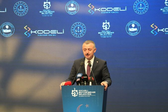 Milli Eğitim Bakanı Selçuk, Kocaeli'de kodlama atölyesi açılışına katıldı 7