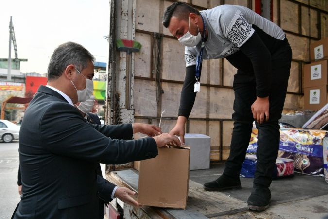 Ankara Mamak’tan İzmir’e yardım tırı yola çıktı 3