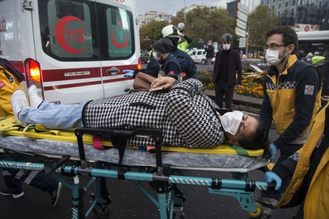 Ankara'da iki otobüsün karıştığı trafik kazasında 17 kişi yaralandı 2