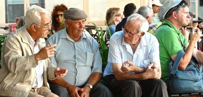 Resmi Gazetede Resmen Duyuruldu! Artık Herkes Erkenden Emekli Olabilecek… Emekli Olma Yaşı Düşürüldü! 1