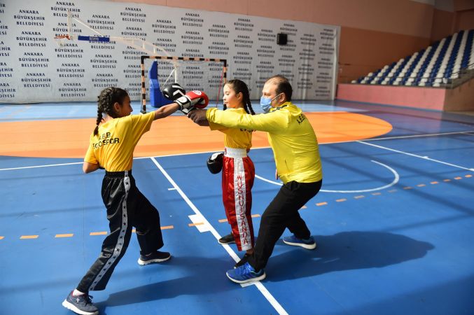 Ankara Büyükşehir Belediyesi EGO Spor Kulübü başarıdan başarıya koşuyor 9