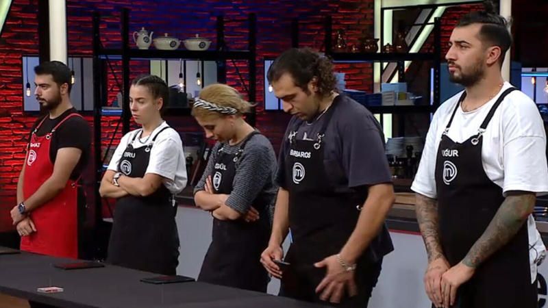 Masterchef'te Deprem! Jüri Üyesinin Ailesiyle Arasını Bozan Yarışmacı Kim? 2