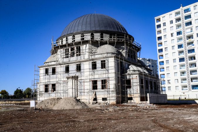 HDP'li belediyenin yapımını engellemeye çalıştığı camiler gelecek yıl ibadete açılıyor 50