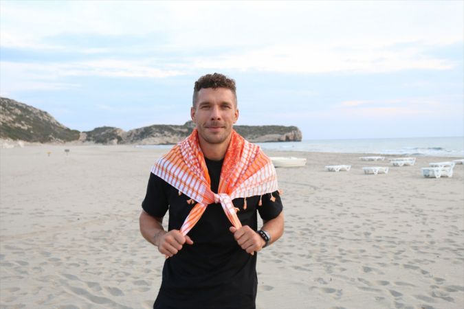 Antalyasporlu Podolski, Patara'nın tanıtımı için objektif karşısına geçti 2