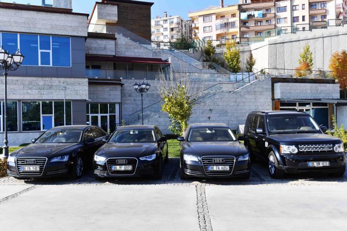 Ankara Büyükşehir Belediyesi lüks araçları satışa çıkardı! İşte İhale günü ve şartları 1