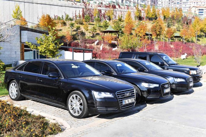 Ankara Büyükşehir Belediyesi lüks araçları satışa çıkardı! İşte İhale günü ve şartları 3
