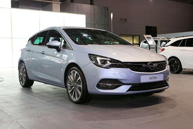 Opel Astra Modeli İçin Düzenlediği Kampanyayla Görenleri Şok Etti! Herkes Sahip Olabilsin Diye Başlattı, Bayileri Doldu Taştı! 1