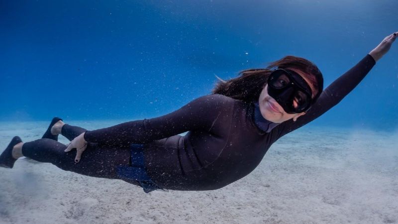 Serbest dalışçı Fatma Uruk'tan 3 günde 3 dünya rekoru 3