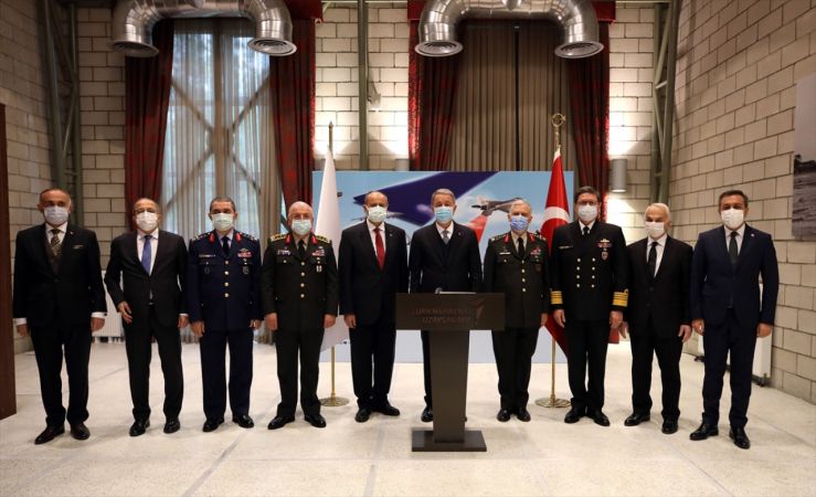 Milli Savunma Bakanı Akar'dan "tezkere" değerlendirmesi 16