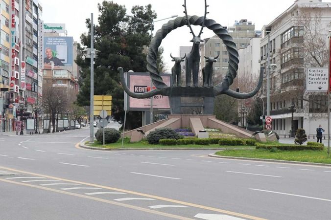 Ankara'da Koronavirüste Yeni Yasak Geliyor! Tam 15 Gün Sokağa Çıkma ve Seyahat Yasağı... Fahrettin Koca Açıkladı... 3