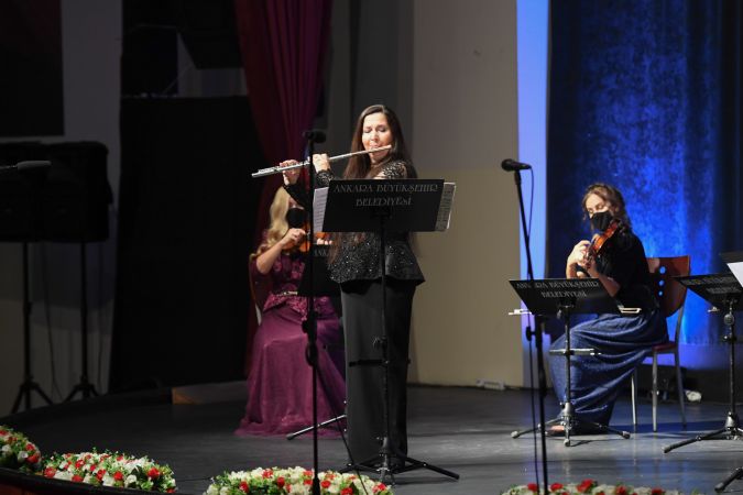 Ankara Büyükşehir’den öğretmenlere moral konseri ve ziyareti 5