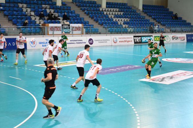 Yeni Mamak GSK Hentbol Takımı rakibini mağlup etti 7