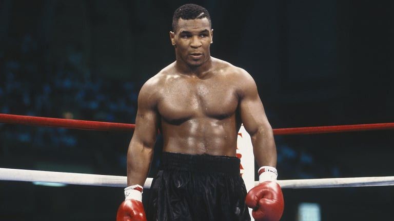 Mike Tyson 15 yıl sonra gösteri maçıyla ringlere döndü! Kazandığı para dudak uçuklattı 2